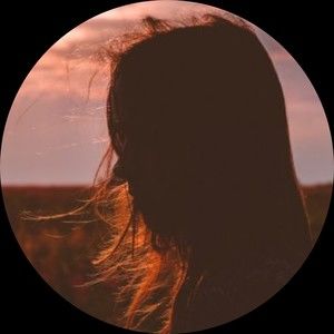 Meet your Posher, Maya